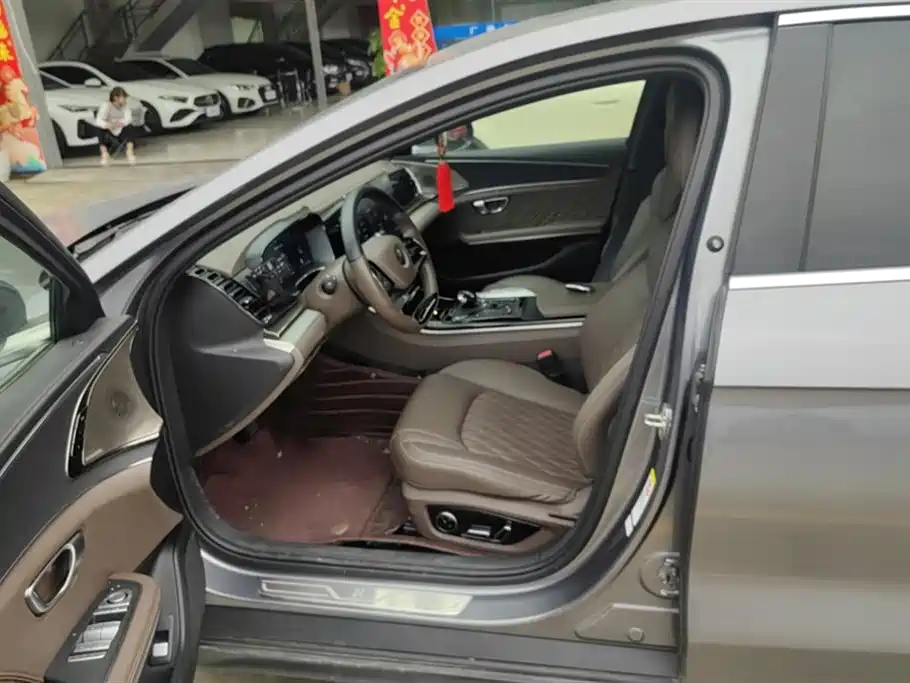 BYD Han 2023 DM-i Champion Edition 121KM Premium фото 9