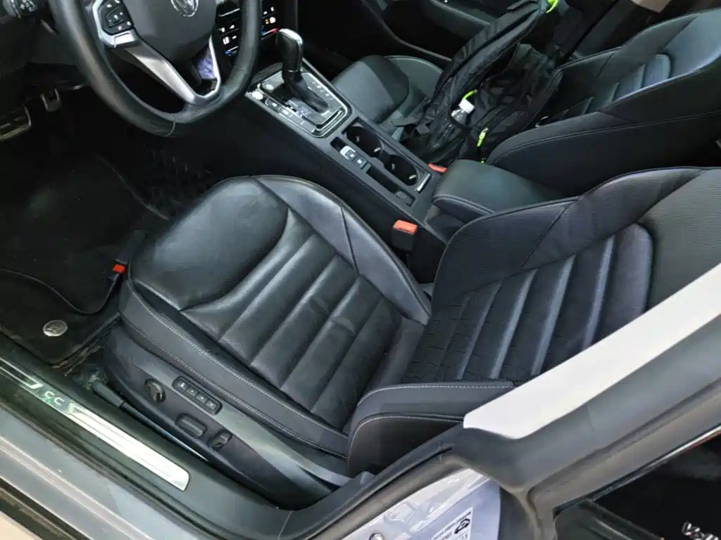 Volkswagen FAW-Volkswagen CC 2024 2024 Shooting Brake 380TSI Hunter Edition