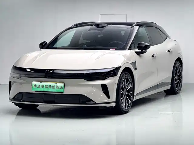 ZEEKR 007GT 2025