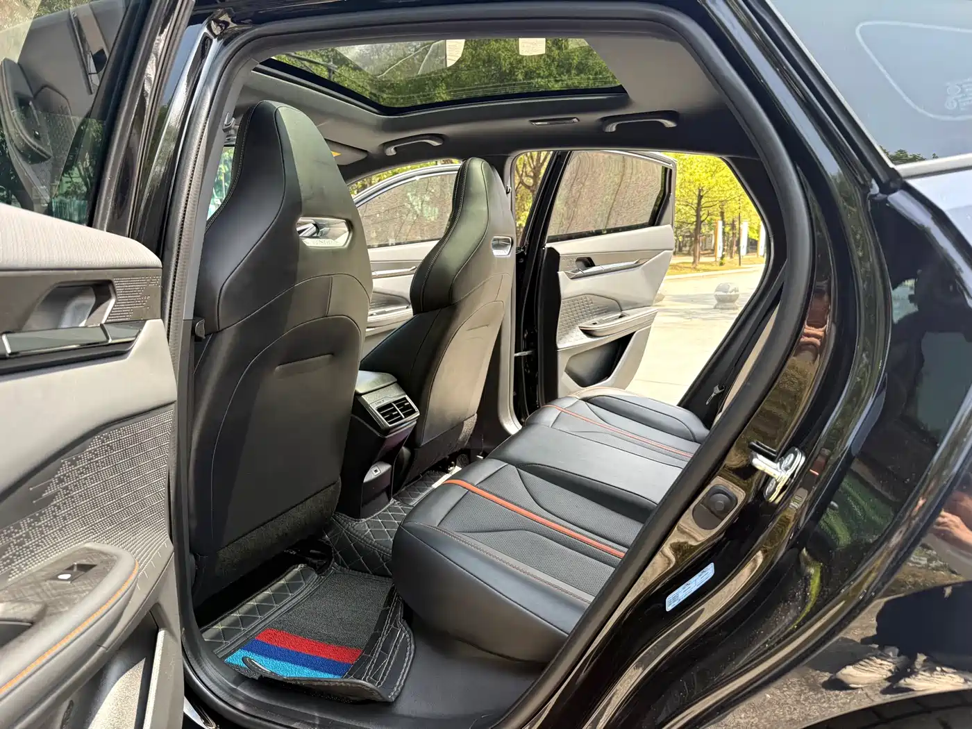 CHANGAN UNI-V