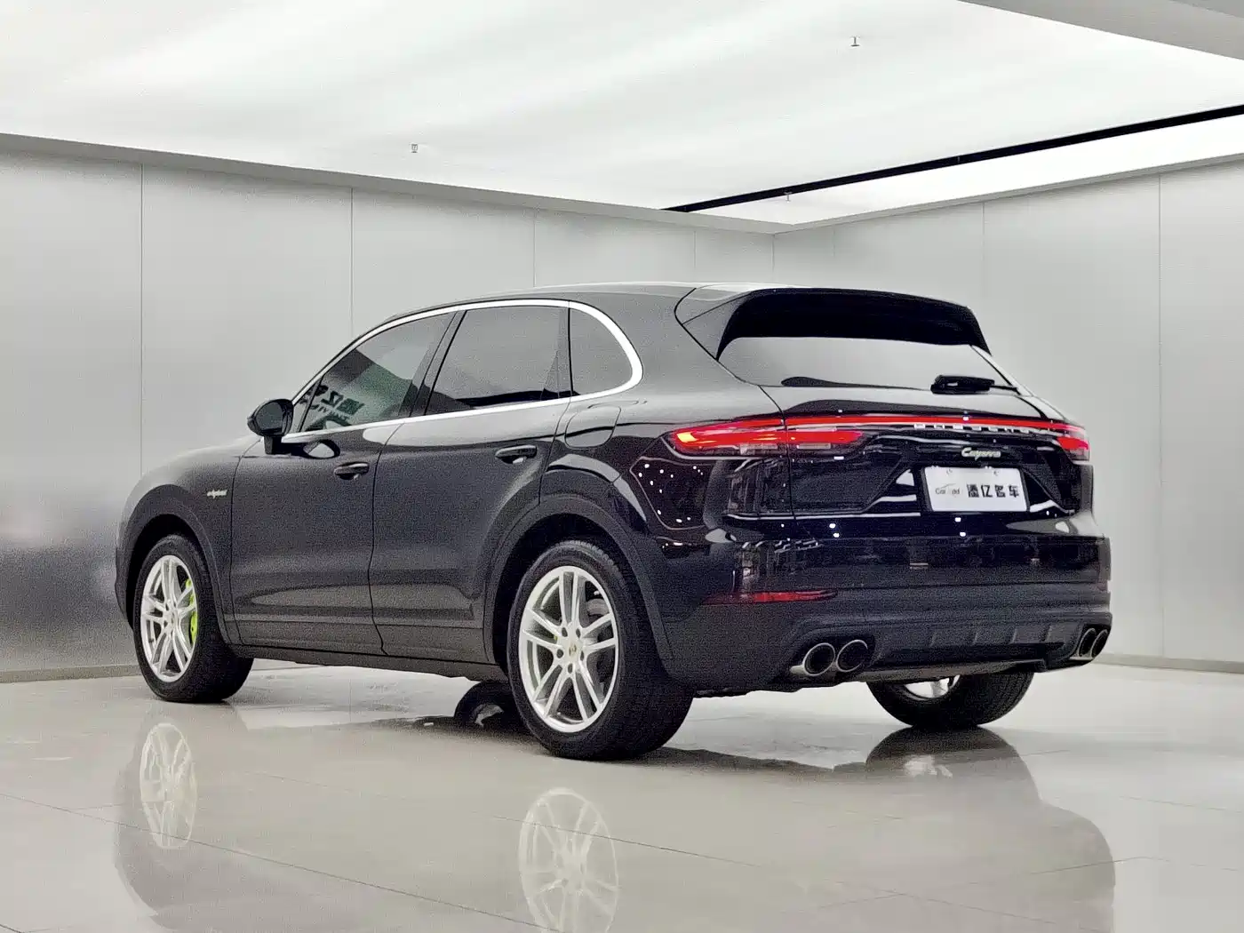 Porsche Cayenne New Energy 2021 Cayenne E-Hybrid 2.0T фото 5
