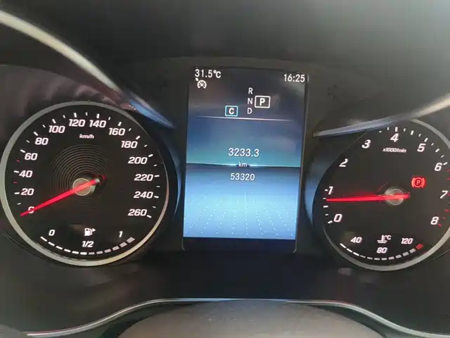 Mercedes-Benz GLC 2020 GLC 260 L 4MATIC Dynamic — фото 4