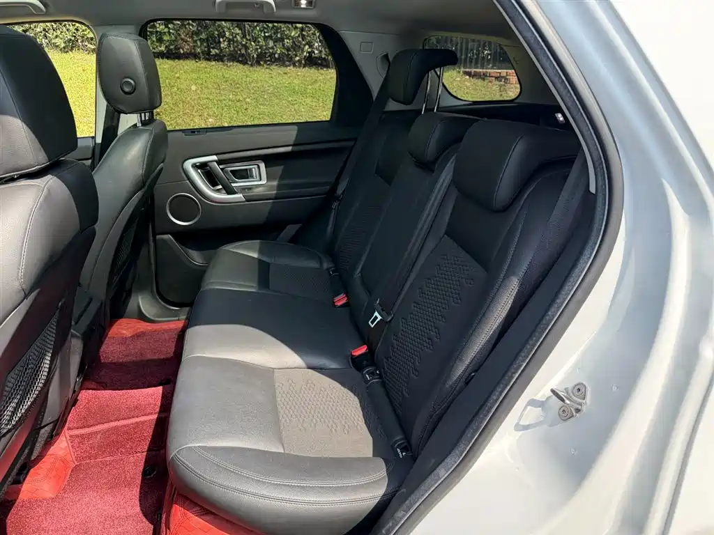 Land Rover Discovery Sport 2019 240PS SE Edition China VI фото 10