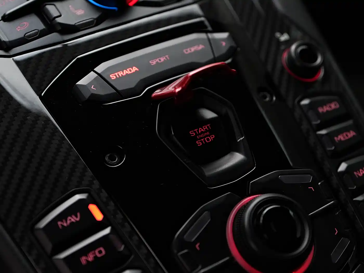 Lamborghini Aventador 2015 LP 750-4 Superveloce фото 27