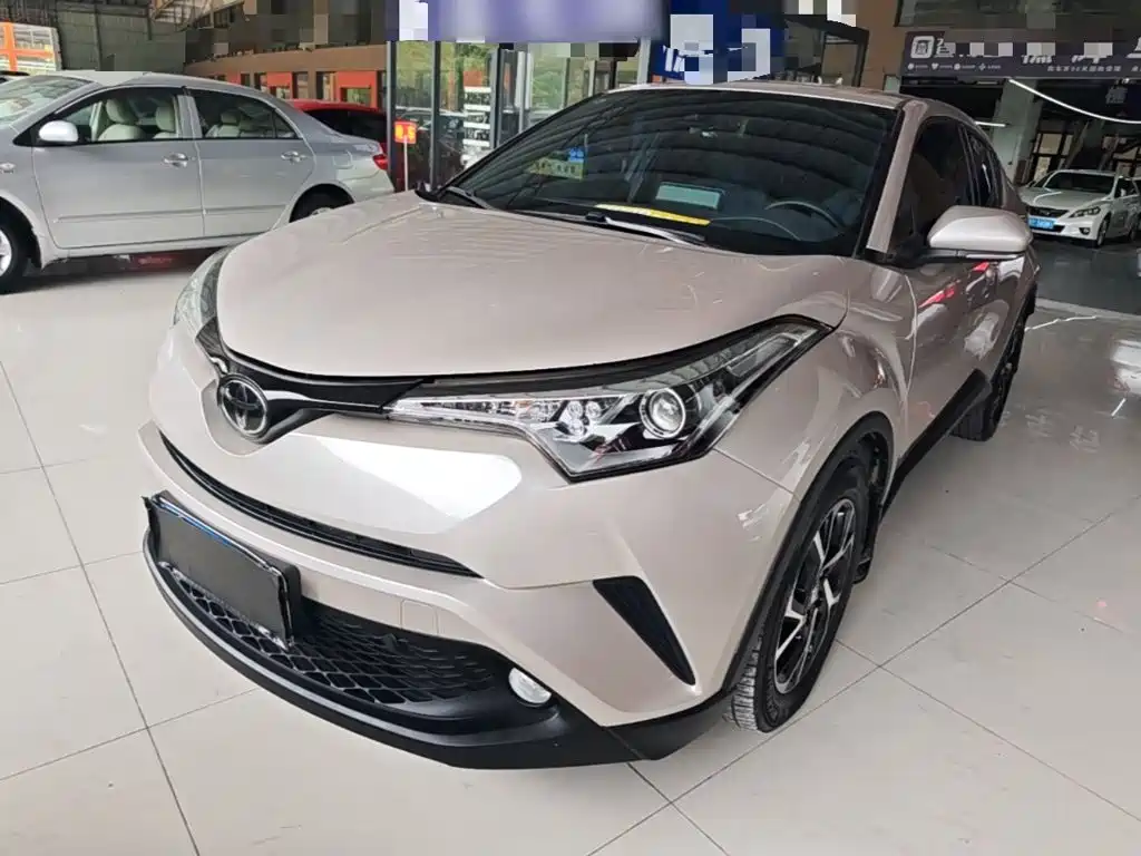 Toyota C-HR 2019 2020 Model 2.0L Leading