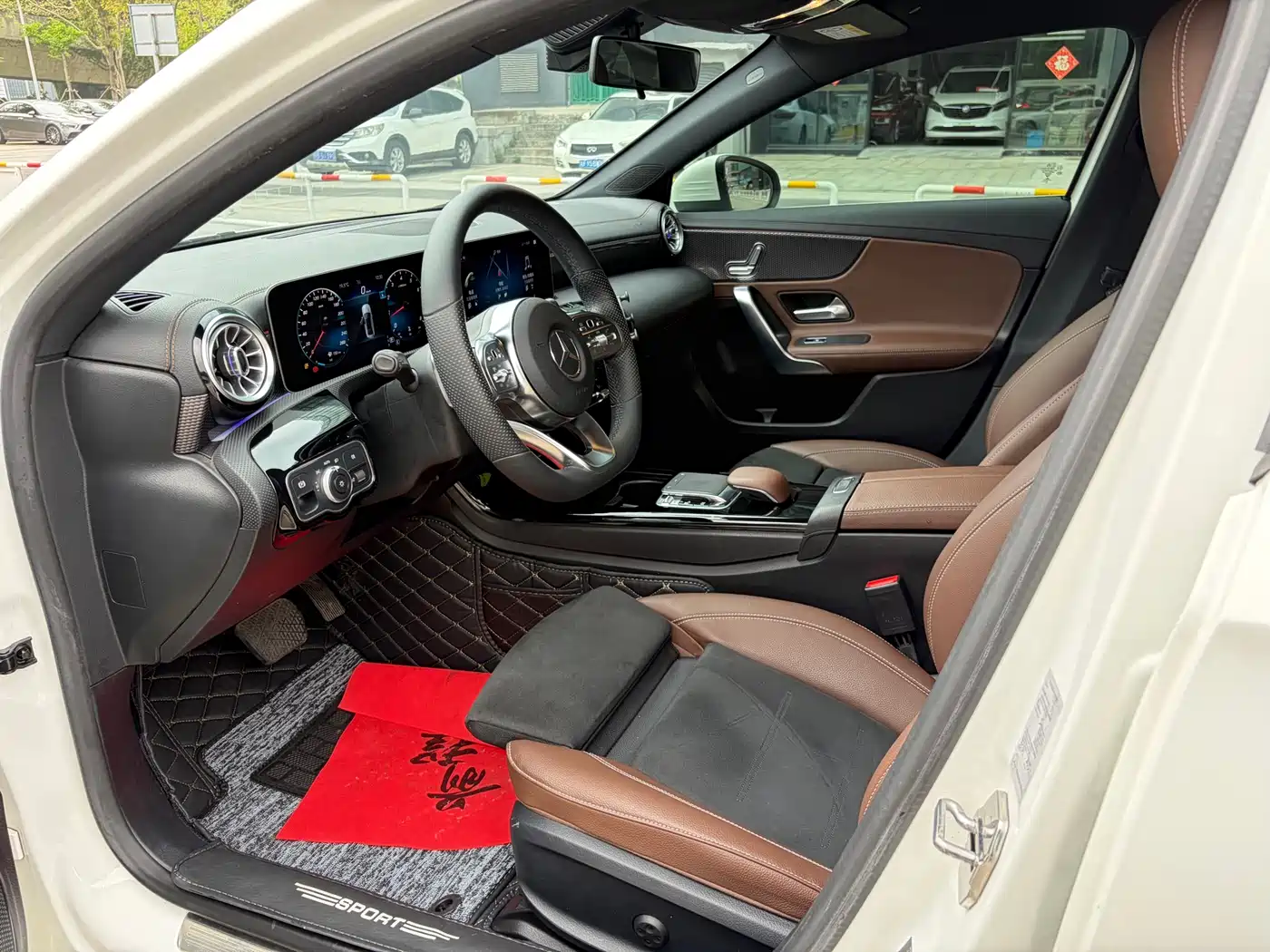 Mercedes-Benz A-Class 2020 A 200 L Sport Sedan фото 5