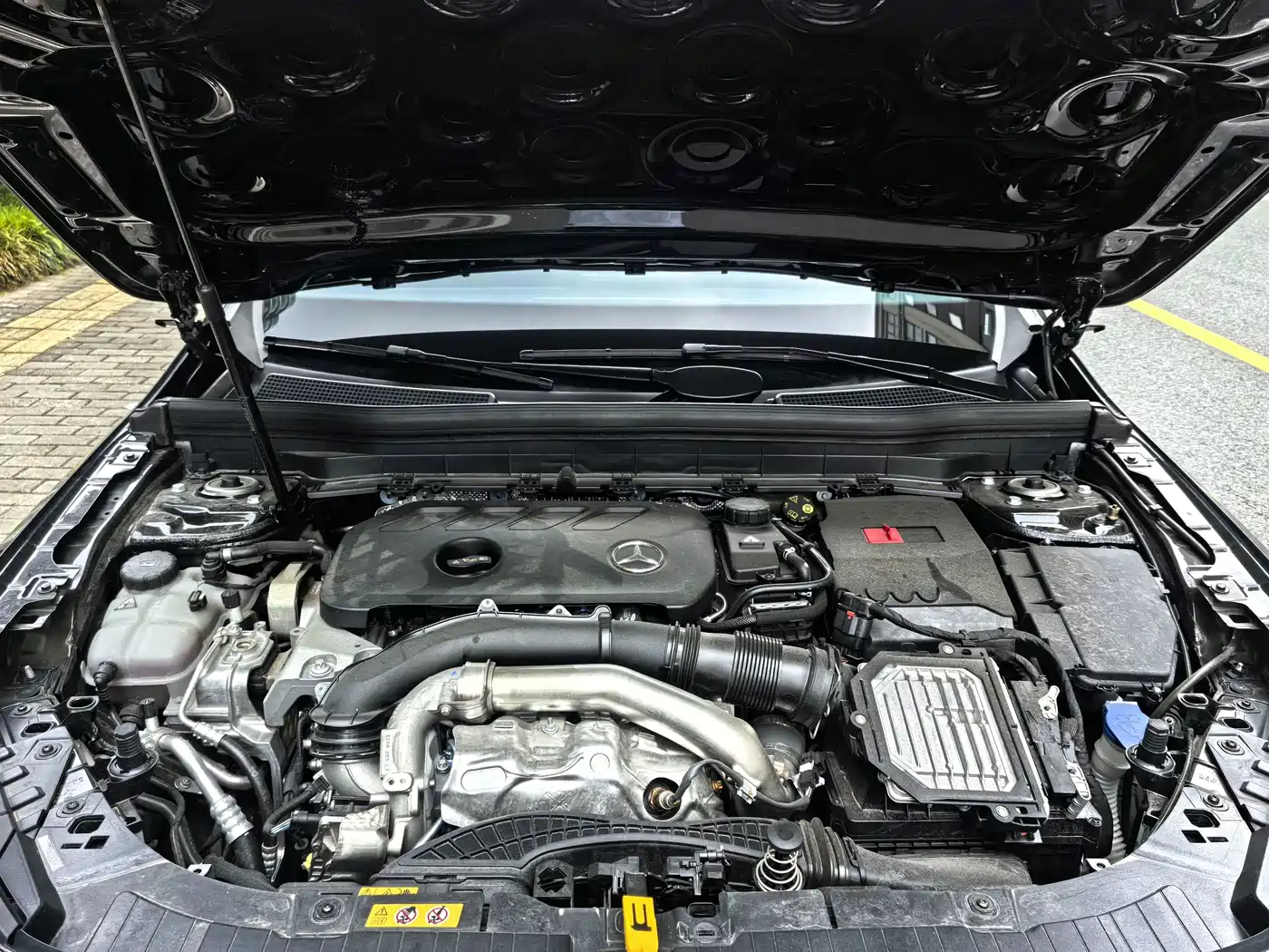 Mercedes-Benz GLB 2026 2025 GLB 220 Dynamic