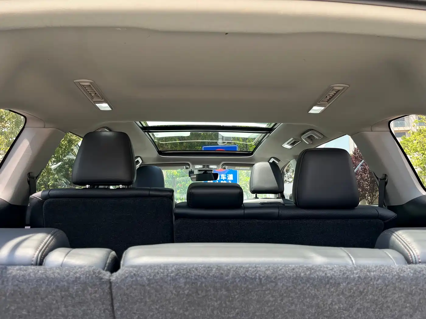Toyota Highlander 2021 2.0T AWD Luxury 7-Seater фото 24
