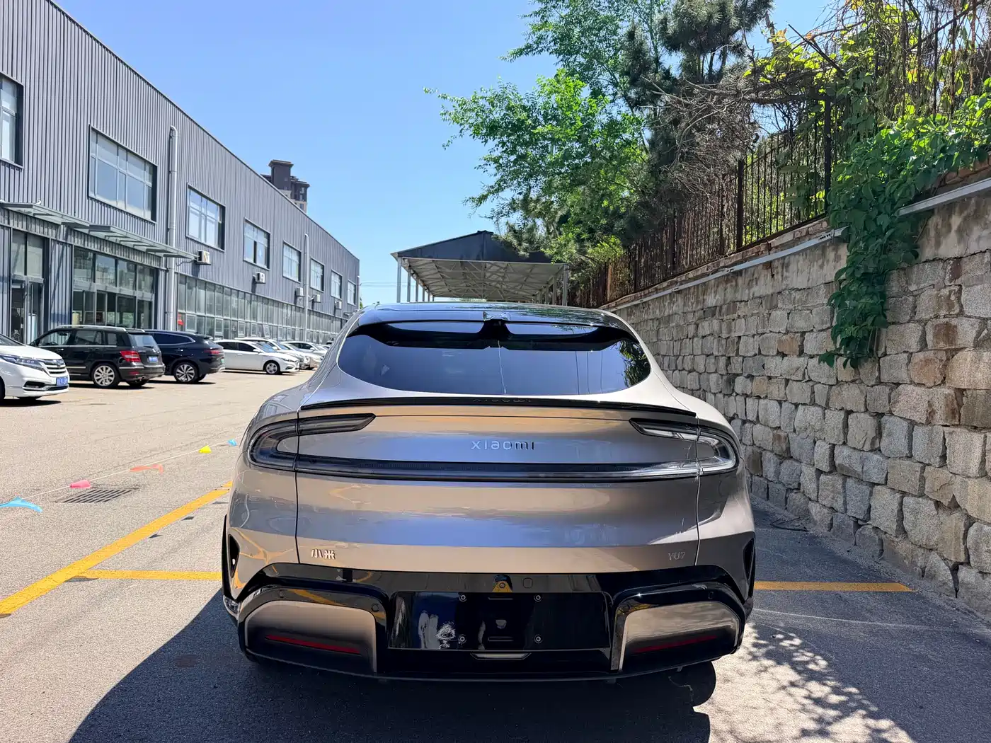 Xiaomi Auto Xiaomi YU7 2025 Extended Range RWD Edition фото 8