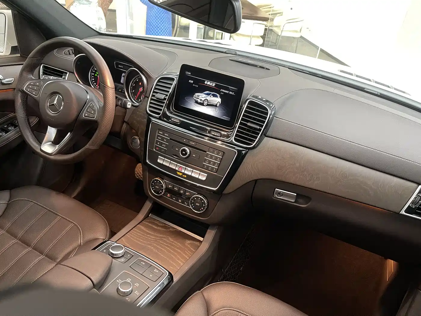Mercedes-Benz GLE 2018 GLE 400 4MATIC Ultimate Edition фото 20