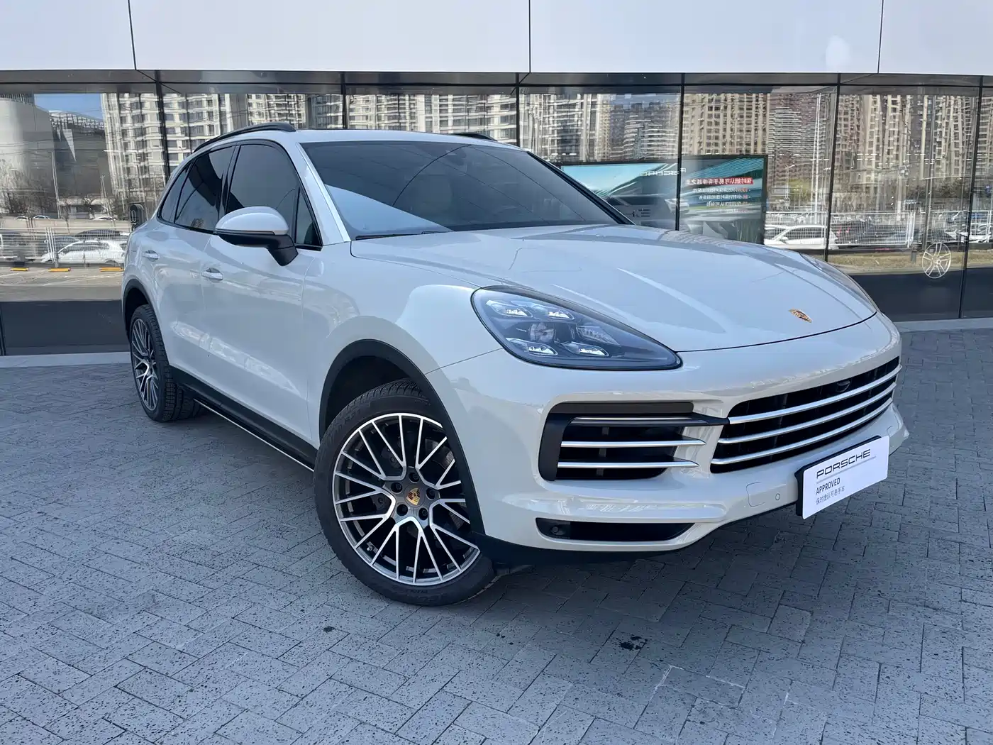 PORSCHE CAYENNE