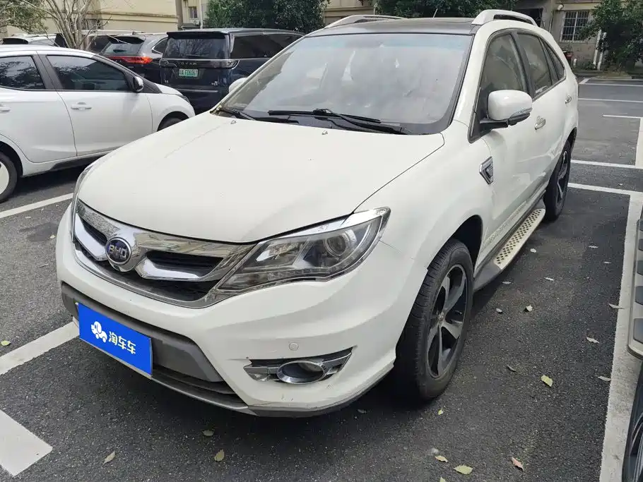 BYD S7 2015 2015 2.0T Automatic Premium