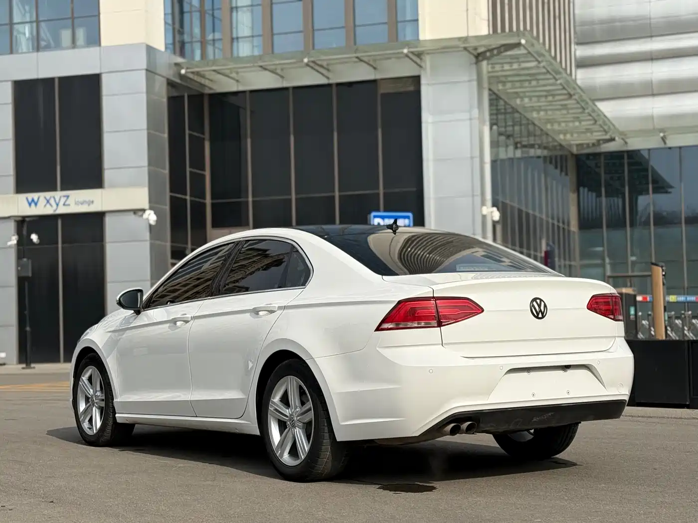 Volkswagen Lamando 2018 230TSI DSG Trend Edition фото 6