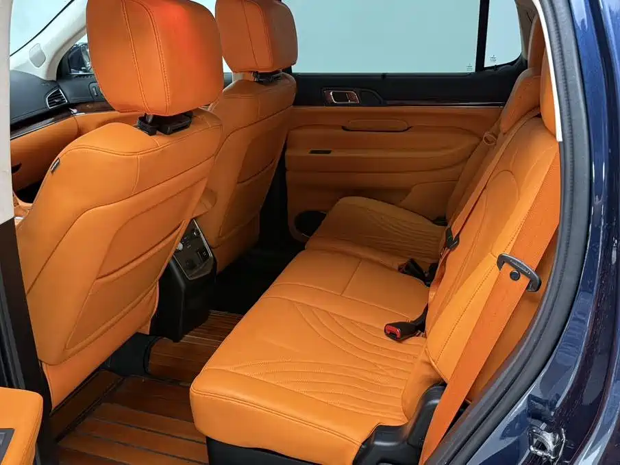 Lincoln MKT 2013