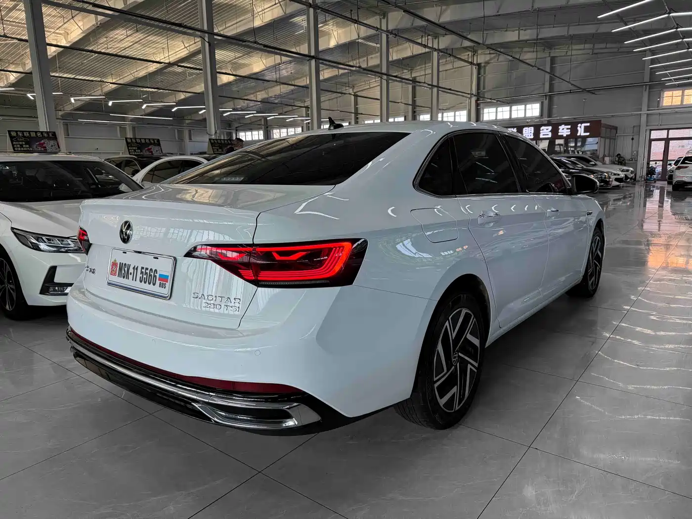 VOLKSWAGEN SAGITAR