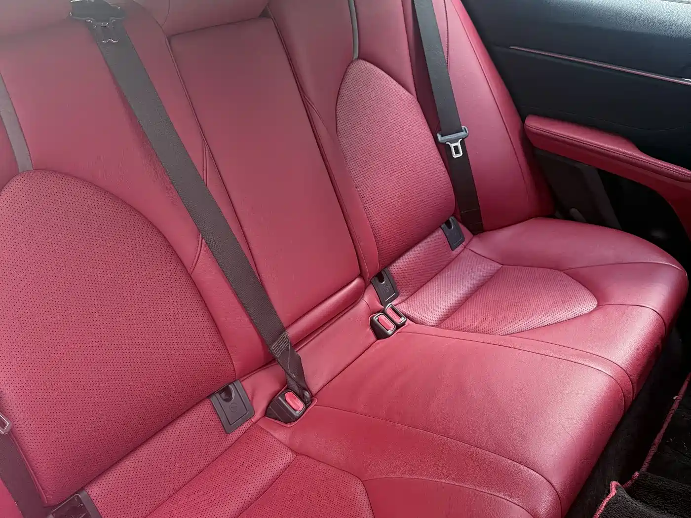 Toyota Camry 2018 2.5S Trend Edition фото 9
