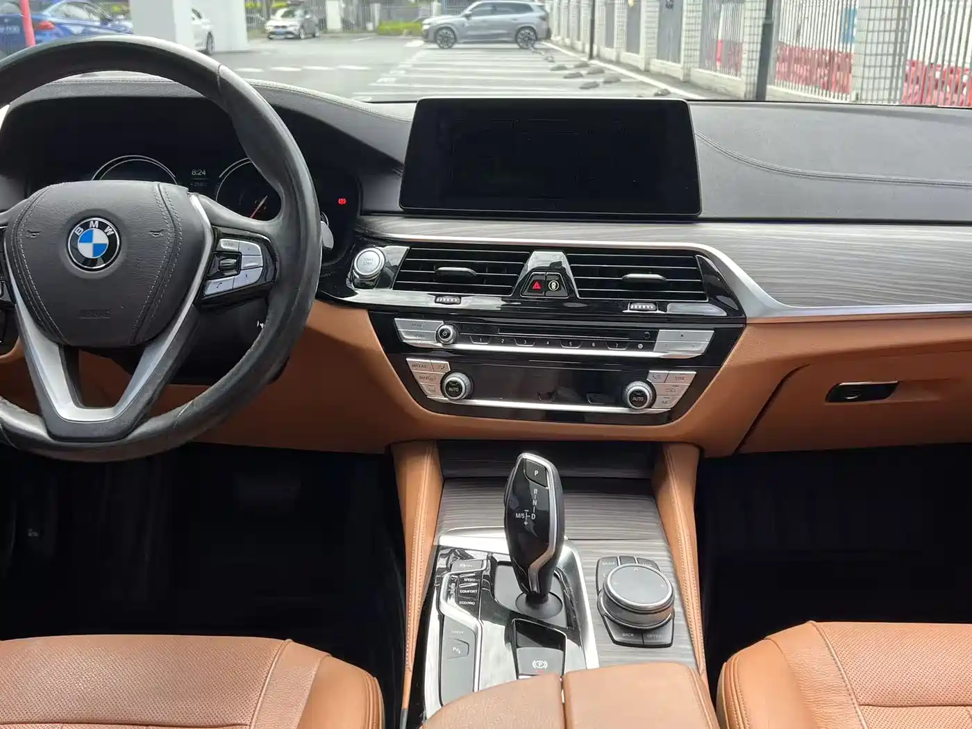BMW 5 Series New Energy 2018 530Le Luxury Package фото 18