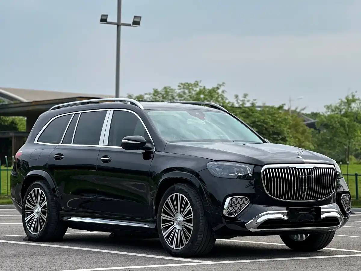 Mercedes-Benz GLS 2023 GLS 450 4MATIC Fashion Edition фото 2