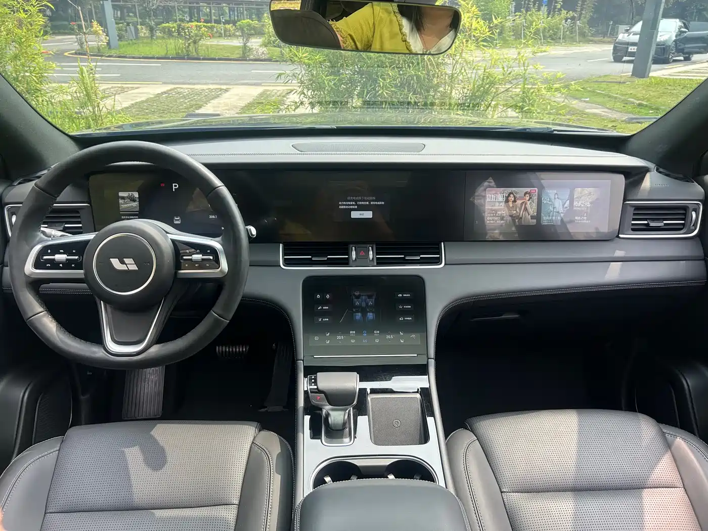 Фото 6 - Li Auto Li ONE
