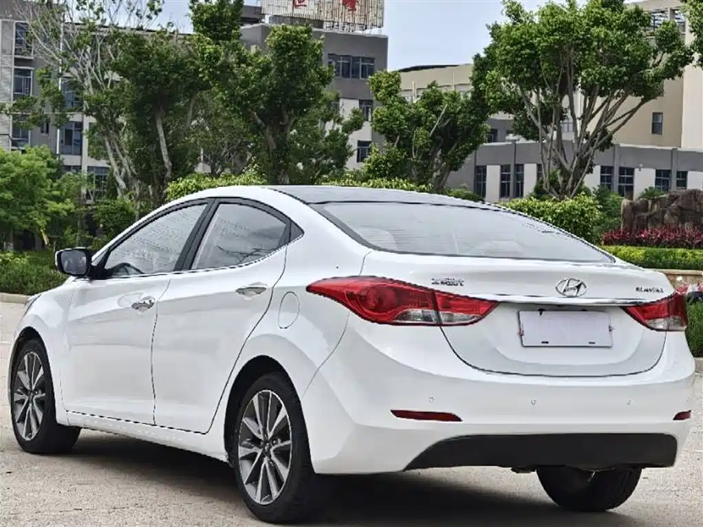Hyundai Langdong 2015 1.6L Auto Exclusive фото 5