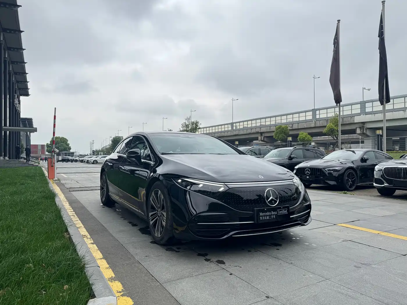 Mercedes-Benz EQS 2023 450+ Pioneer Edition фото 4