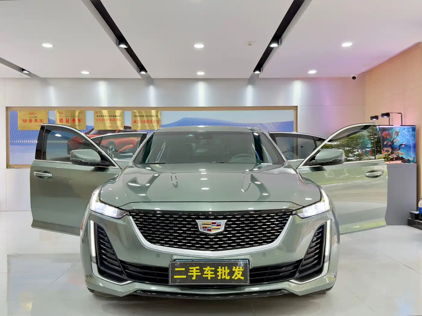 CADILLAC CT5
