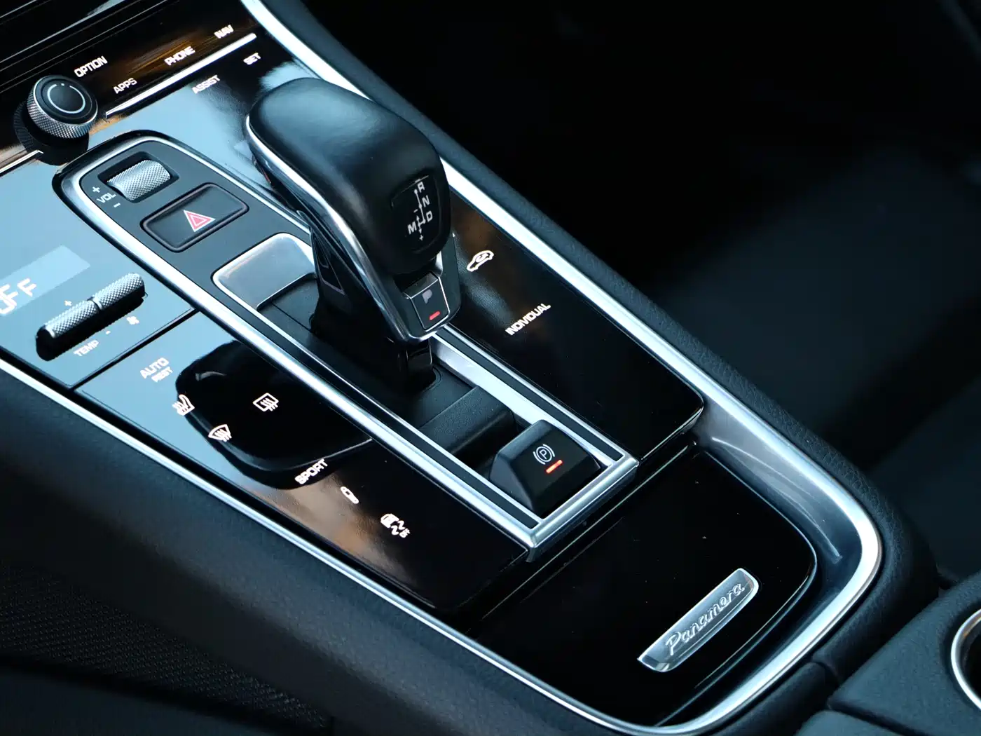 Porsche Panamera 2019 Panamera 2.9T фото 14