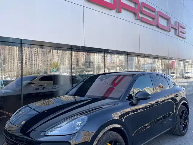 PORSCHE CAYENNE
