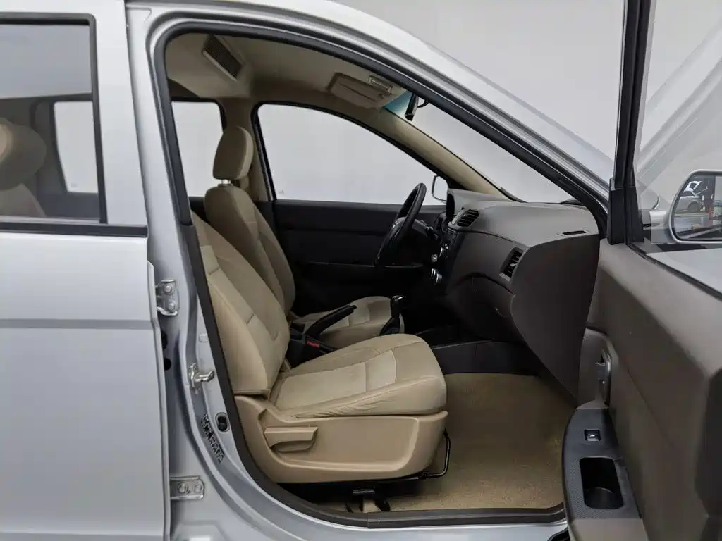 Wuling Motors Wuling Hongguang 2014 2014 1.5L S Standard