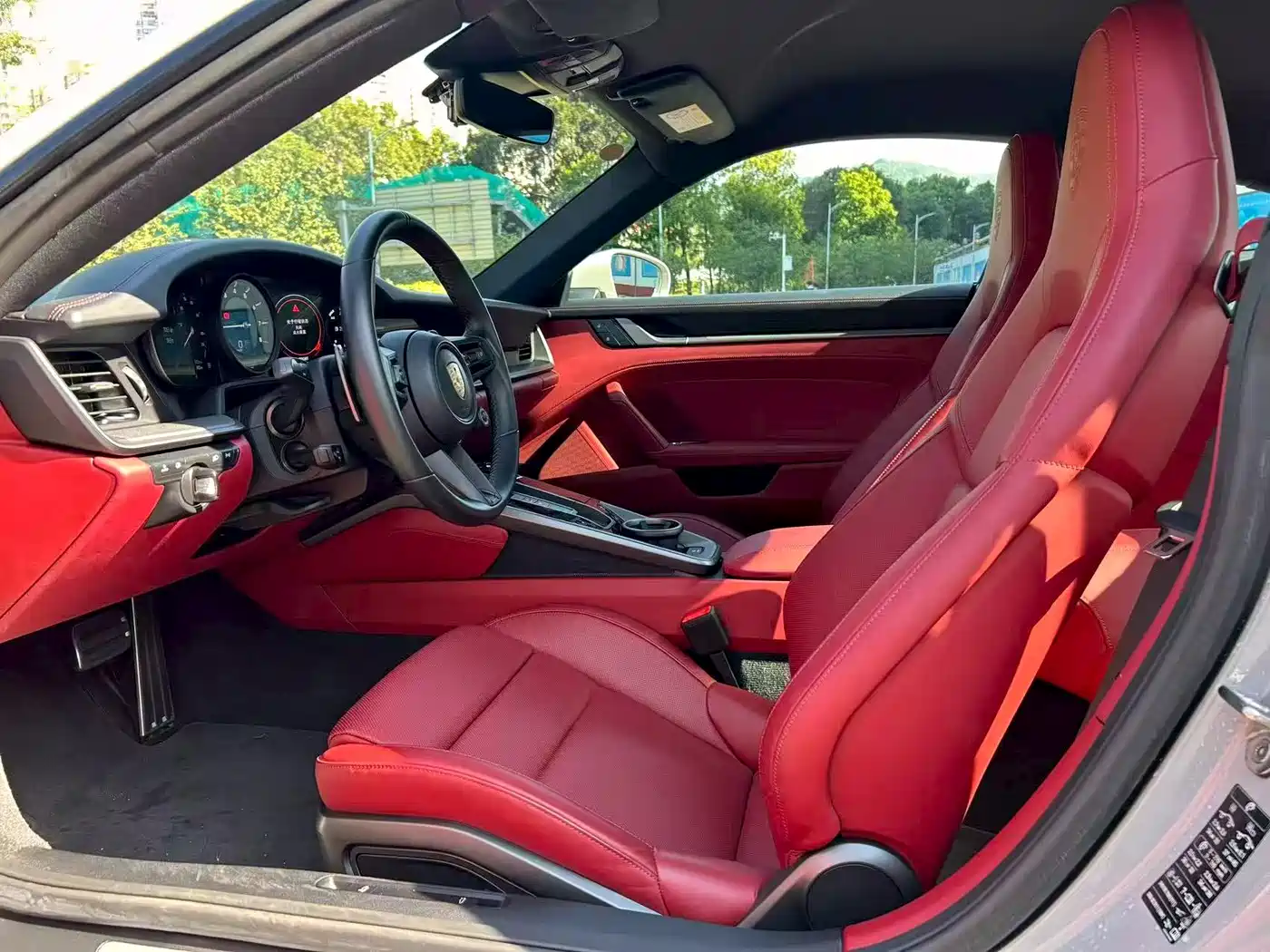 PORSCHE 911