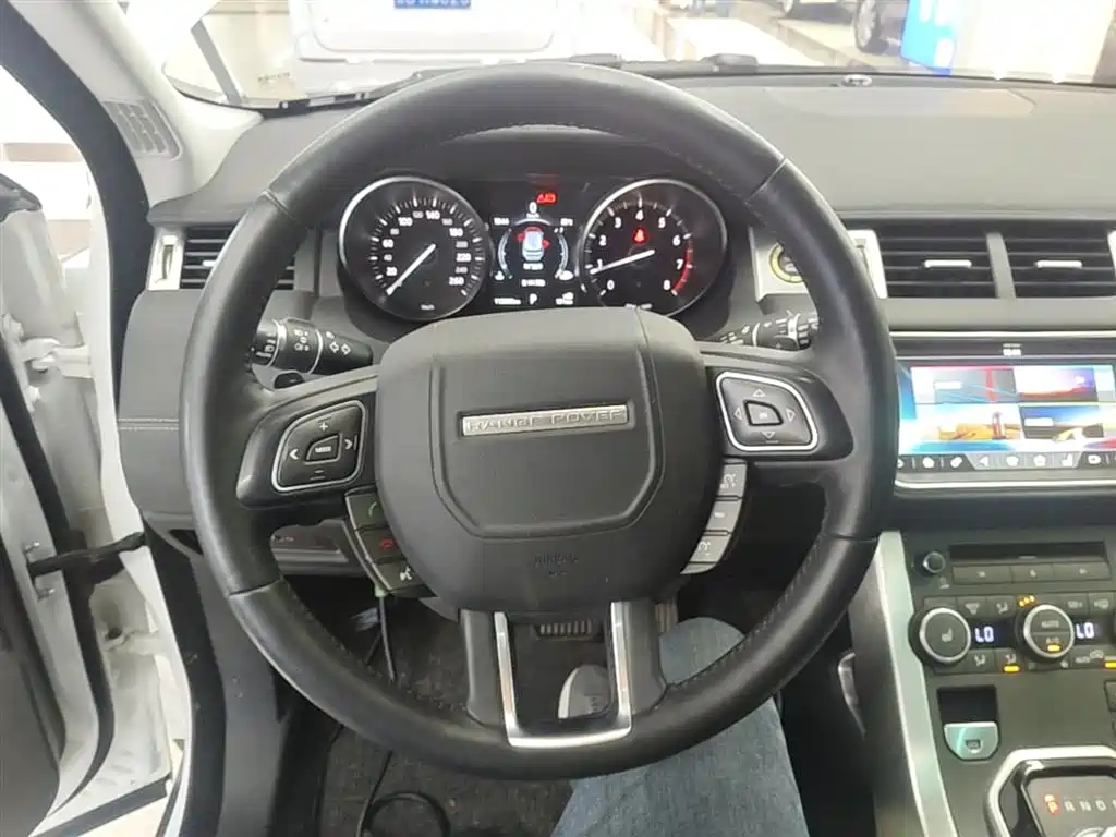 Фото 7 - Land Rover Range Rover Evoque