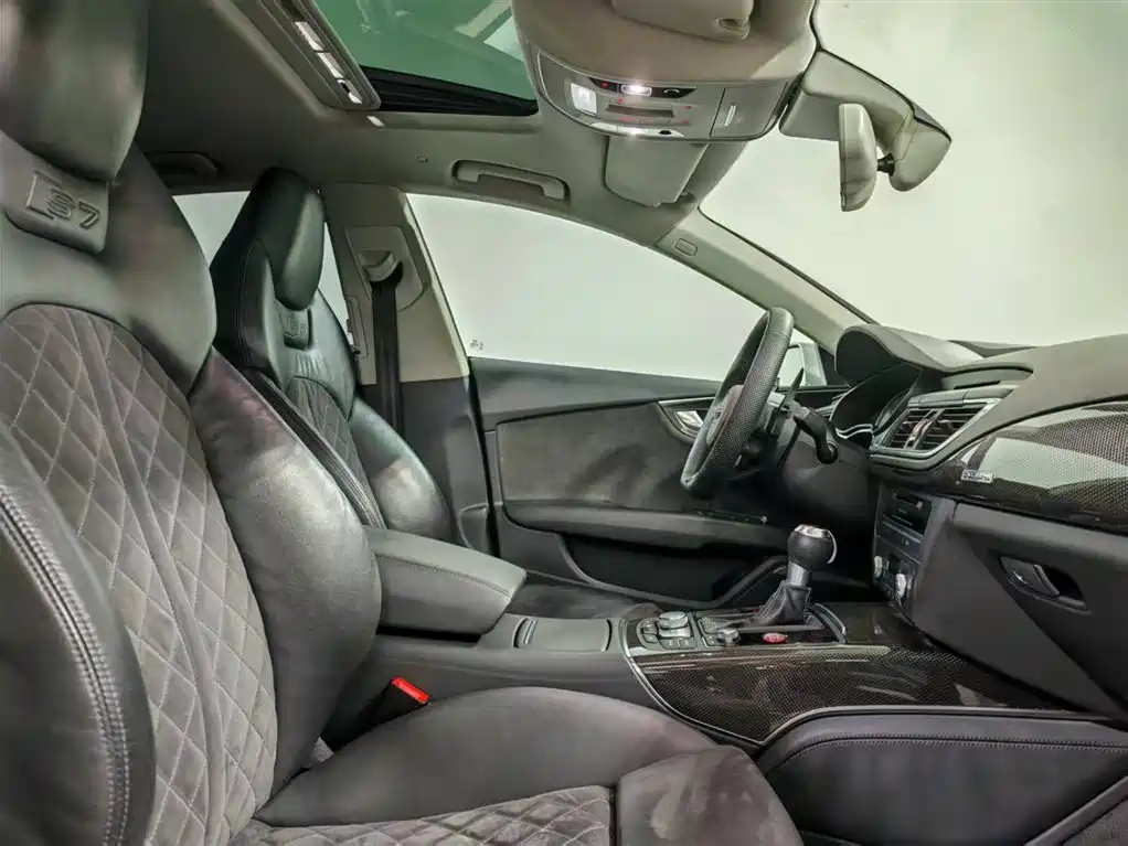 Audi S7 2016 4.0 TFSI quattro фото 8