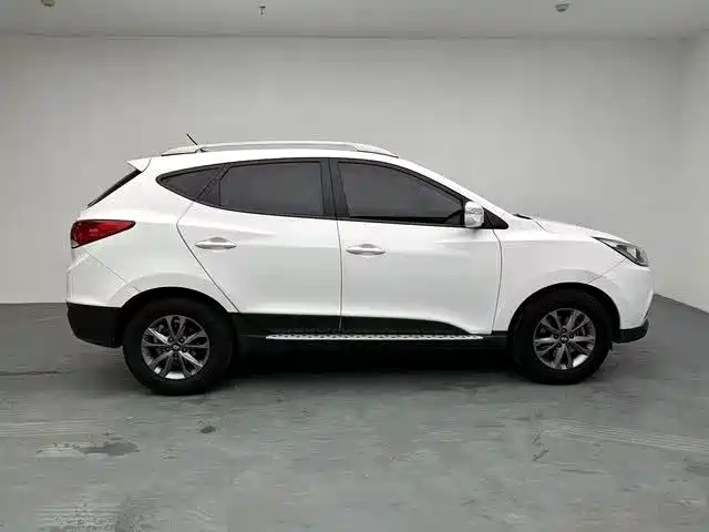 Hyundai Beijing Hyundai ix35 2015 2.0L Automatic 2WD Comfort China IV фото 5