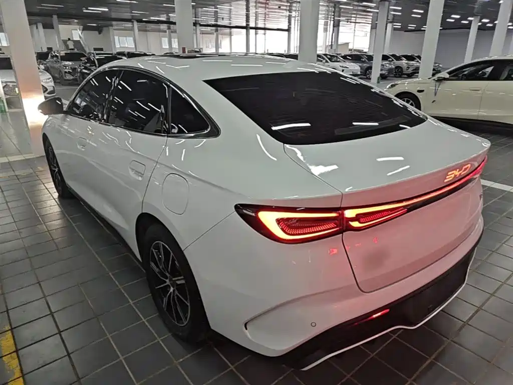 BYD Seal 06 New Energy 2024 DM-i 120KM Honor фото 5