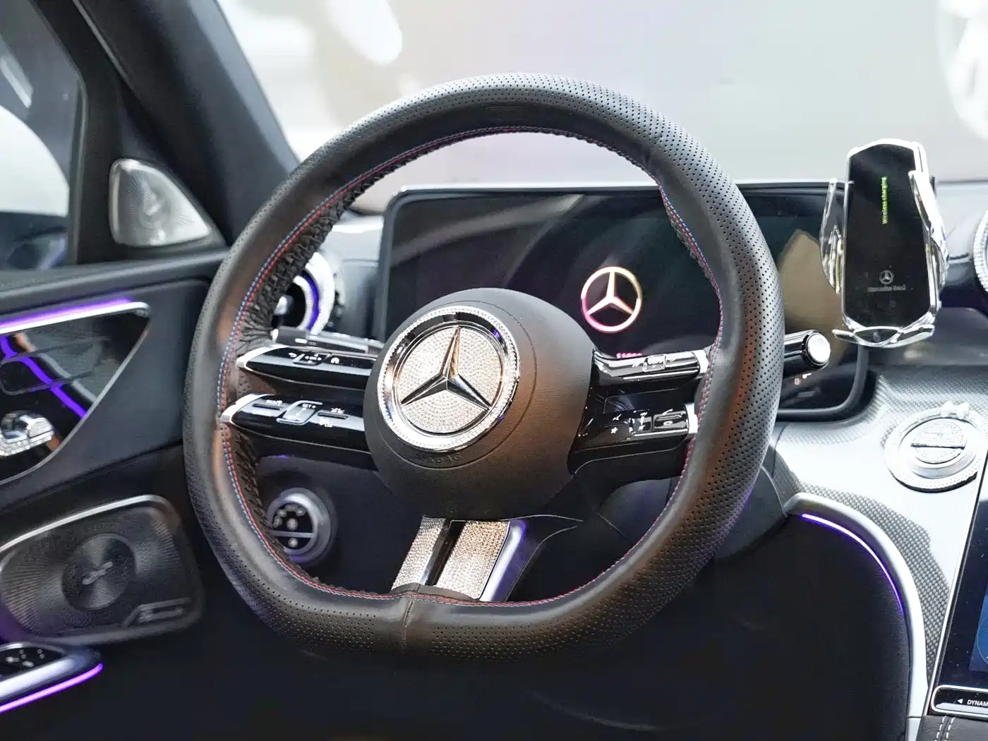 Mercedes-Benz C-Class 2025 C 260 L Sport Edition фото 18