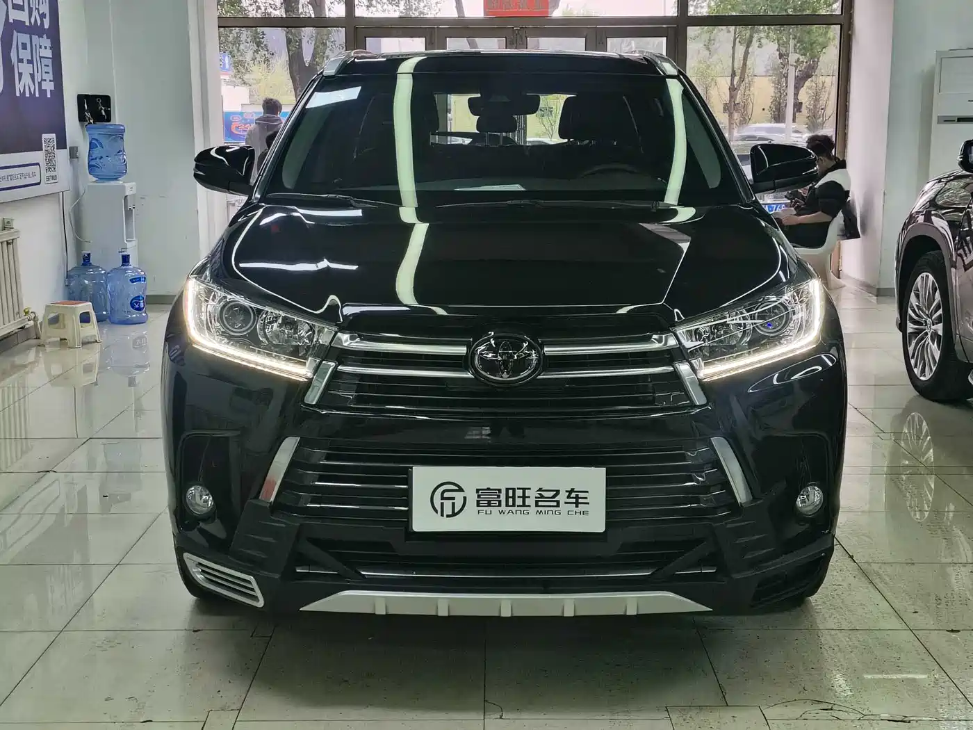 TOYOTA HIGHLANDER