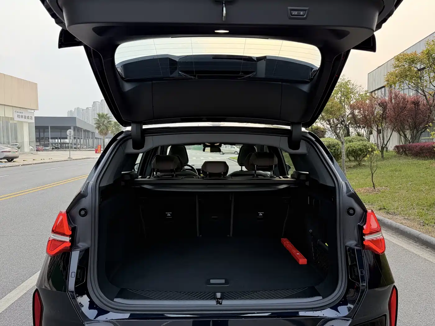 BMW X3 2025 xDrive30L Premium M Sport Package фото 17