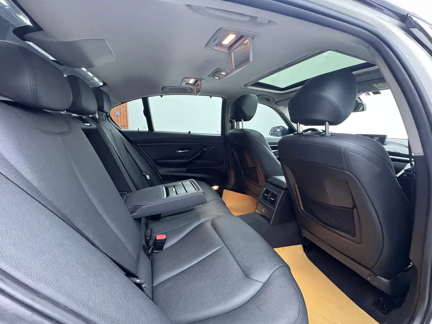 BMW 3 Series 2018 320Li Leading M Sport Package фото 4