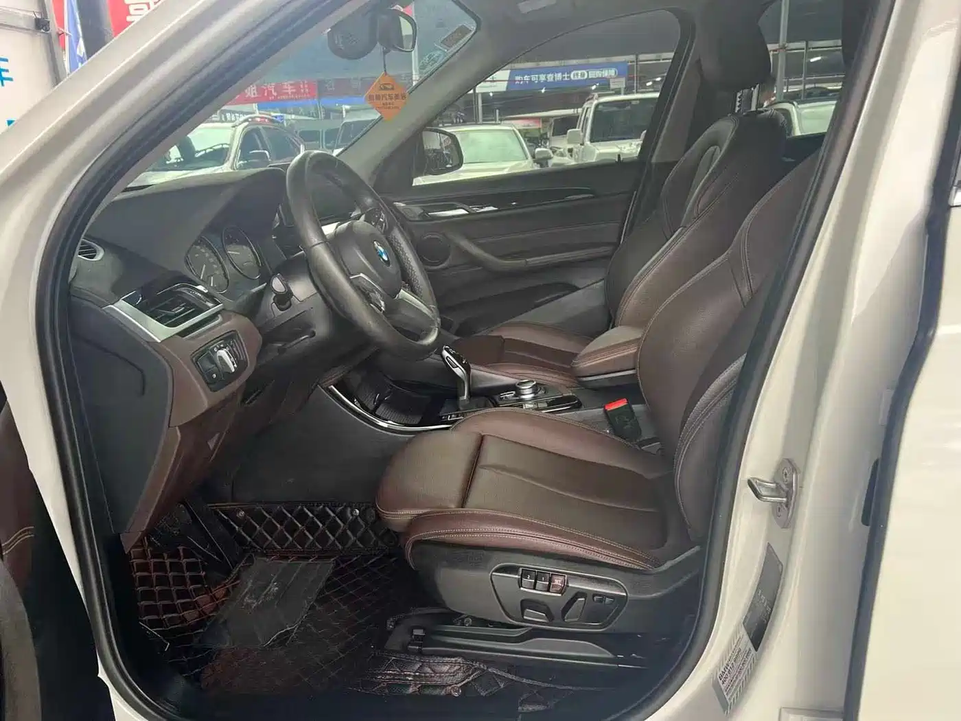 BMW X1 2020 sDrive20Li Premium Edition фото 4