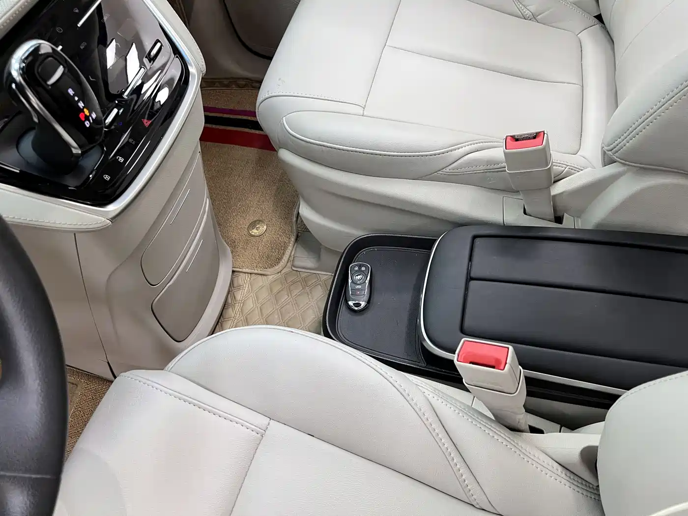 Buick GL8 2022 ES Landmark 653T Comfort фото 27
