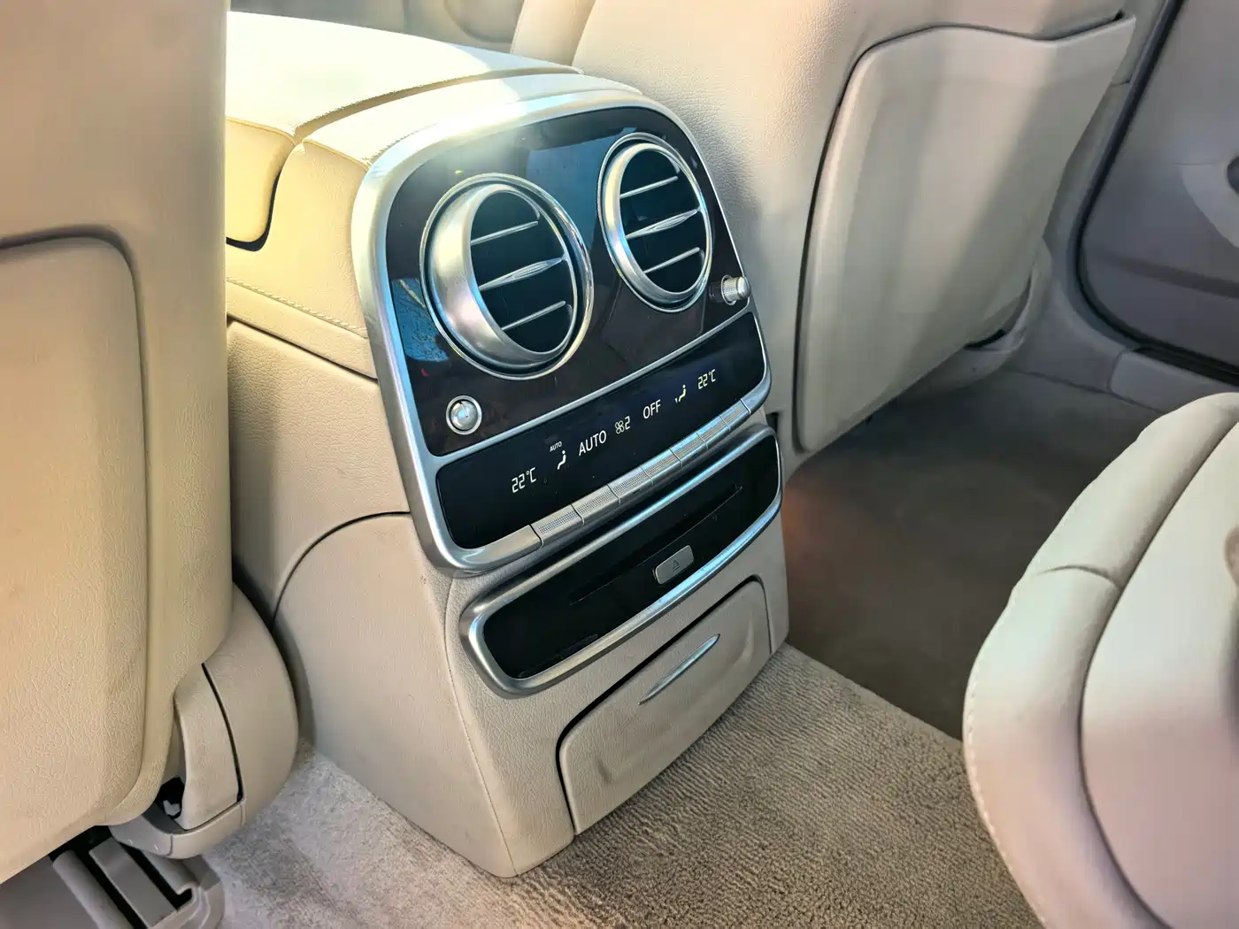 Mercedes-Benz S-Class 2015 S 400 L 4MATIC фото 9