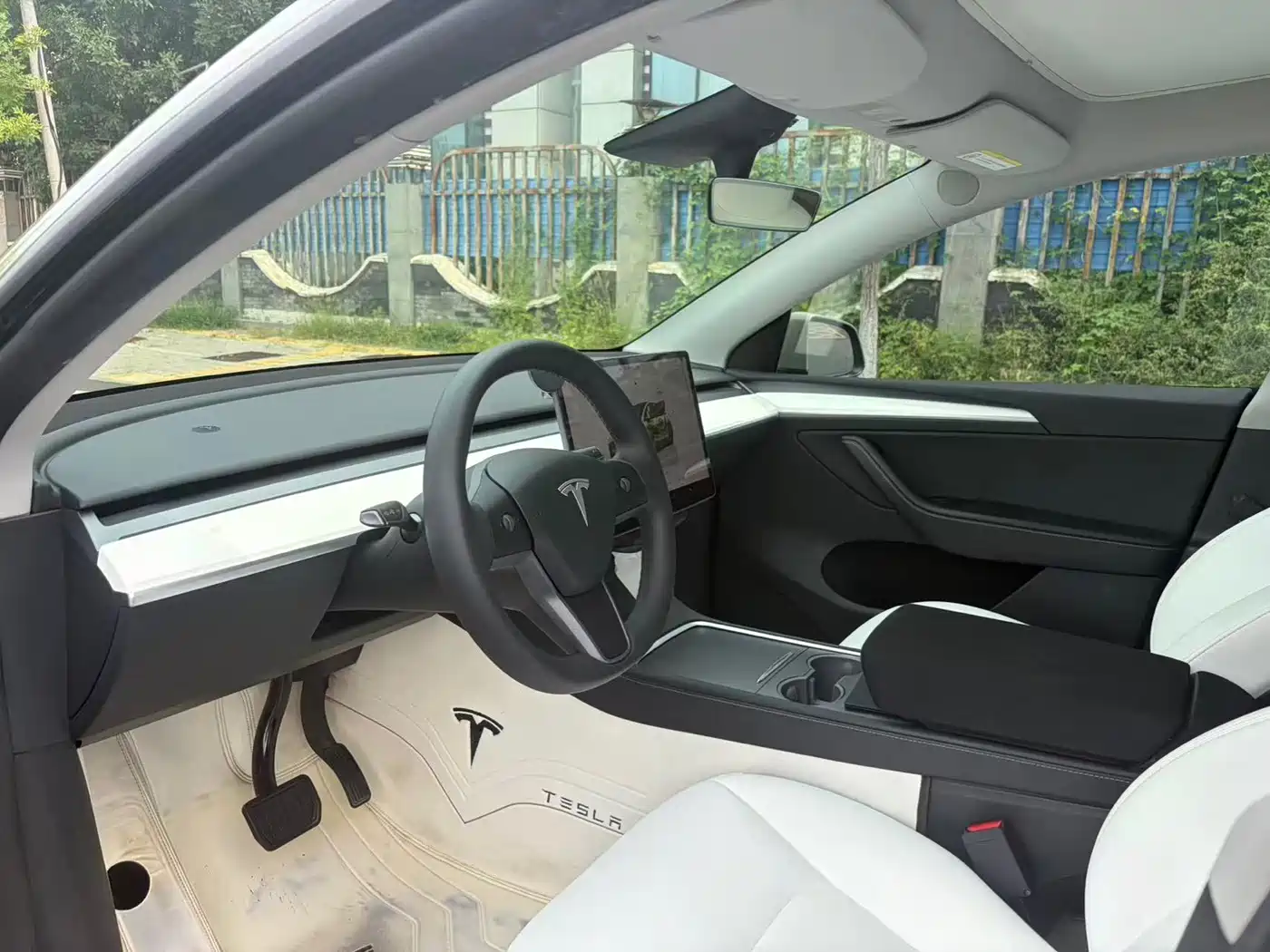 Фото 8 - Tesla Model Y