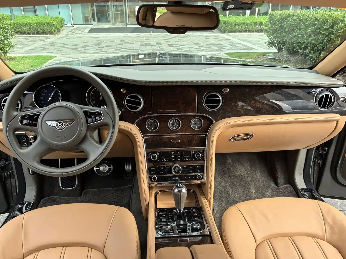 Фото 42 - Bentley Mulsanne