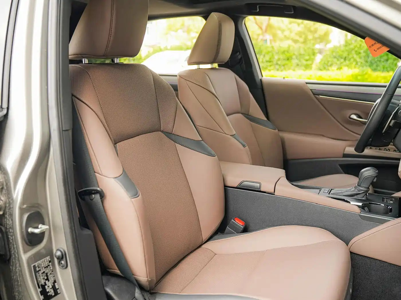 Lexus ES 2025 300h Ultimate Edition фото 14