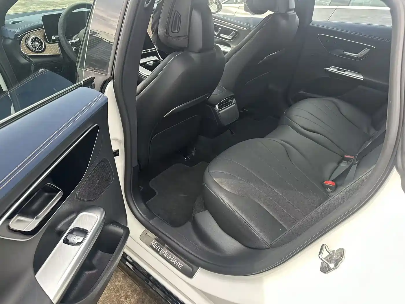 Mercedes-Benz EQE 2026 2025 500 4MATIC Pioneer