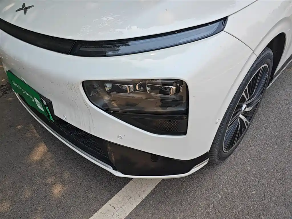 Фото 24 - XPeng G9