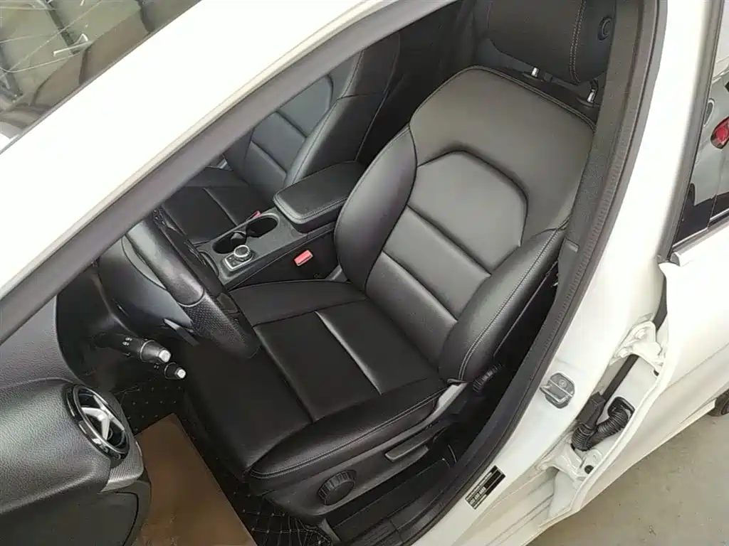 Mercedes-Benz B-Class 2019 B 200 Dynamic фото 15