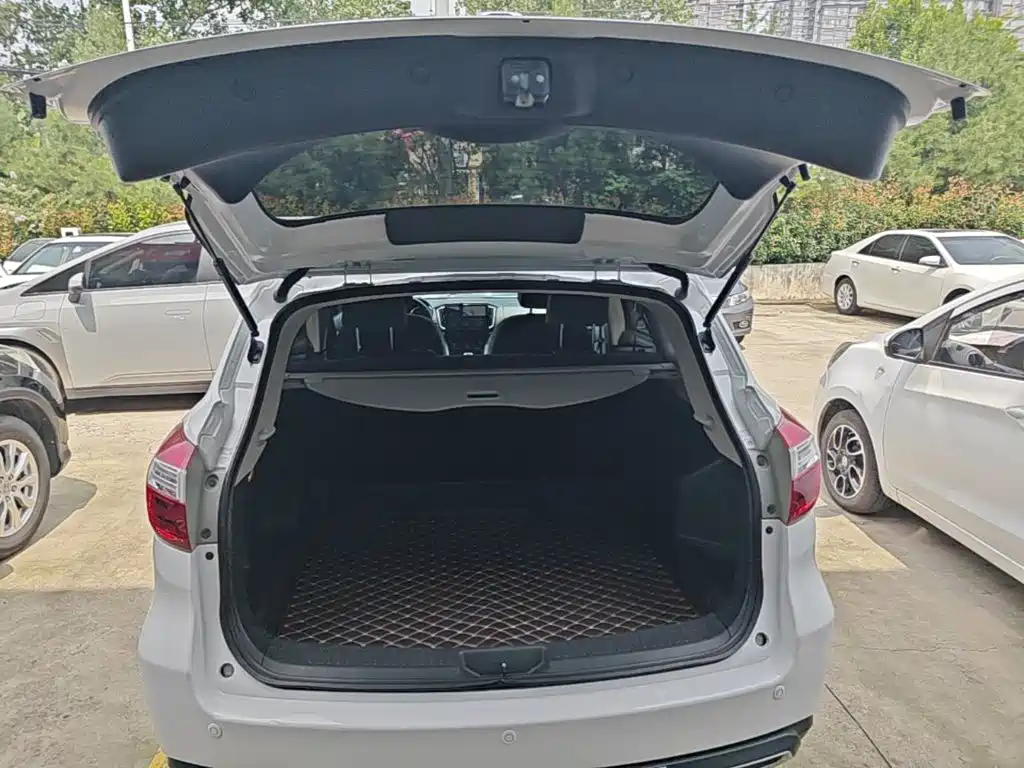 Venucia T70 2017 2016 2.0L CVT Rui Xing Edition