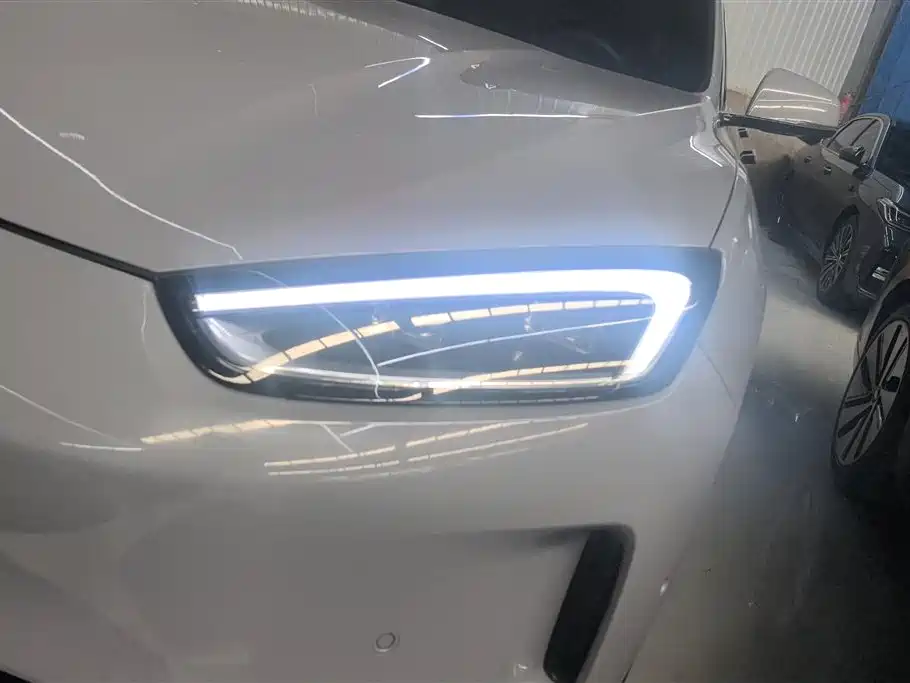 AITO Wenjie AITO M5 2024 Extended Range Max RS AWD Advanced Smart Driving Edition фото 5