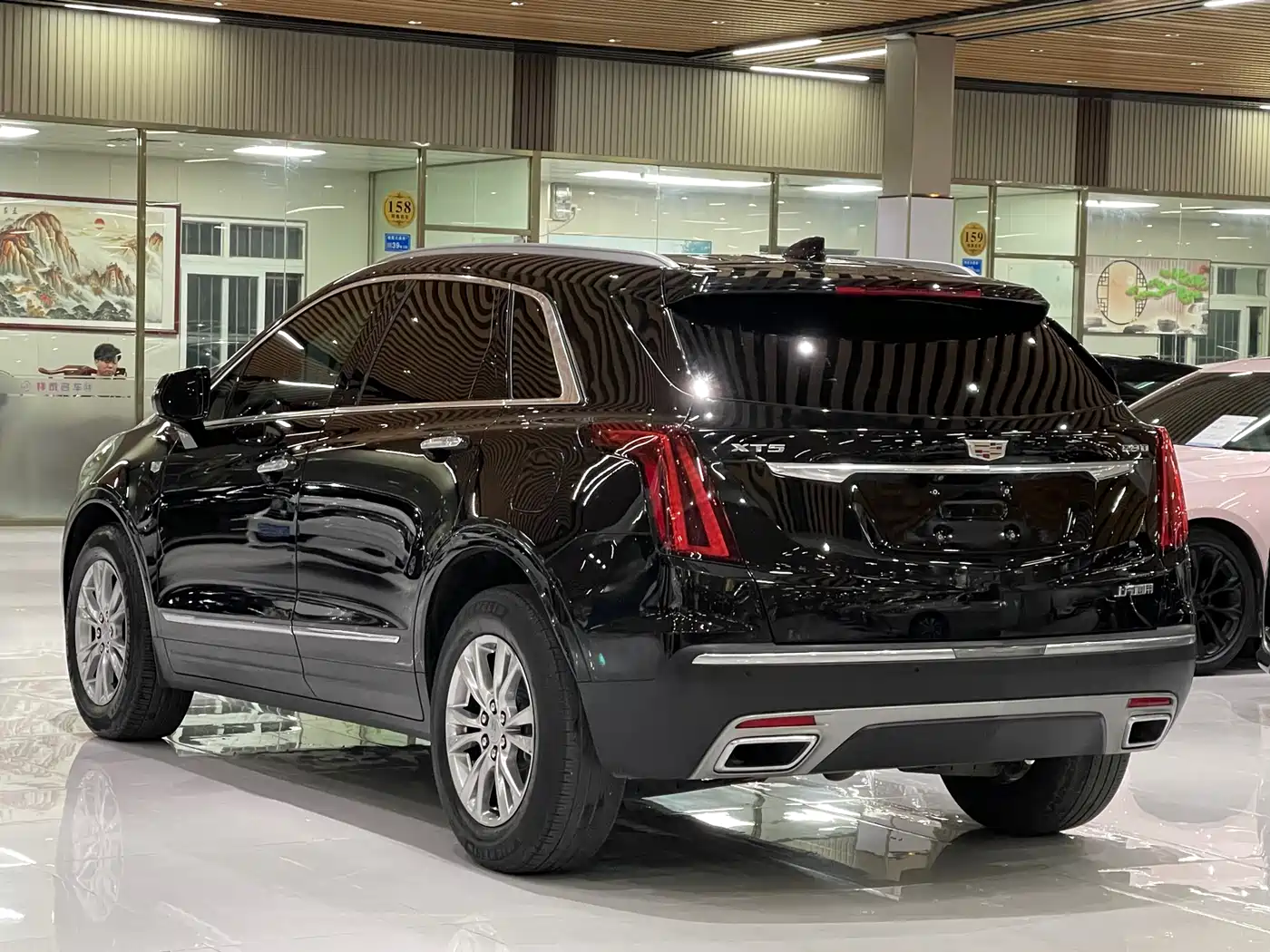 CADILLAC XT5